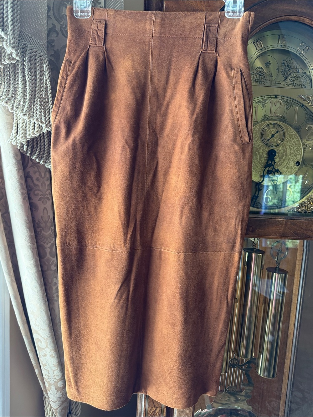 LindaAllardEllenTracy100%ButterySoftGenuineSuedeLeatherPencilSkirtCarmel